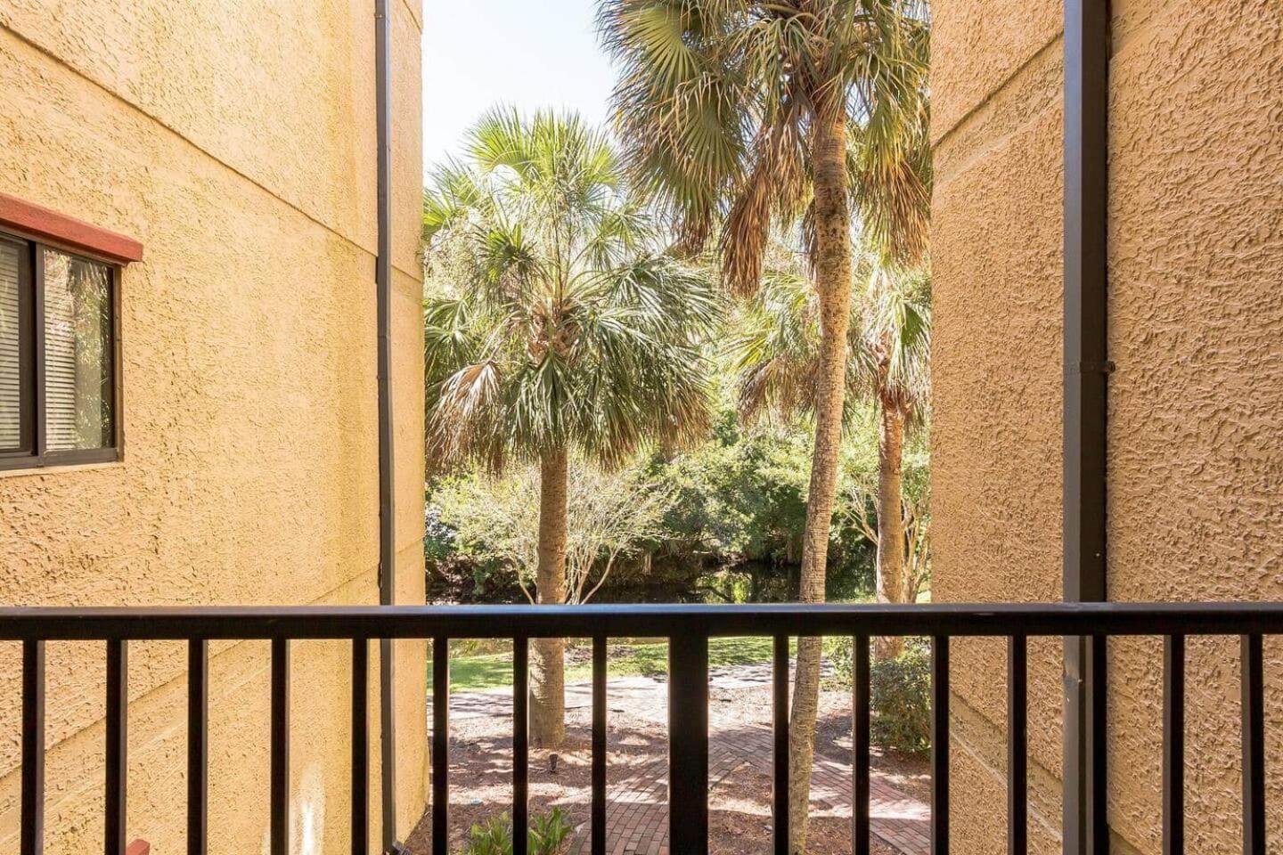 Forest Beach Condo Walk To Coligny, Pool, Tennis 힐튼 헤드 아일랜드 외부 사진