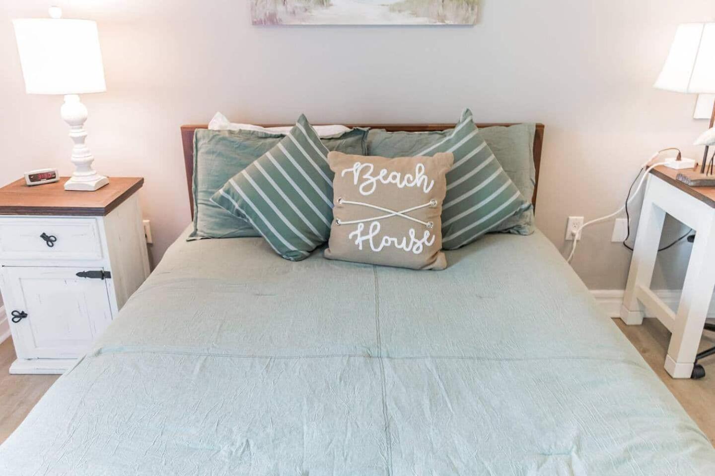 Forest Beach Condo Walk To Coligny, Pool, Tennis 힐튼 헤드 아일랜드 외부 사진