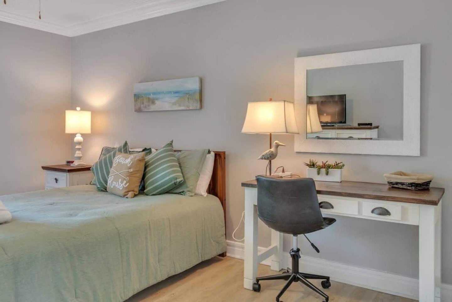 Forest Beach Condo Walk To Coligny, Pool, Tennis 힐튼 헤드 아일랜드 외부 사진